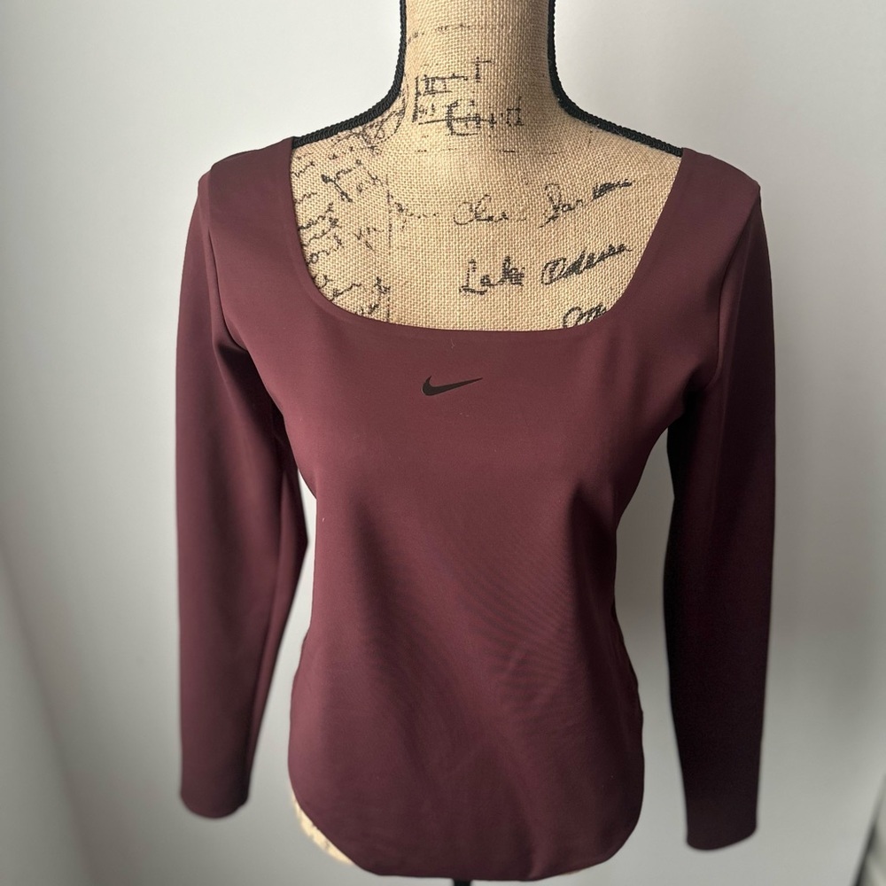 Nike Form Women's Long-Sleeve Bodysuit, XL